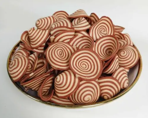 KUPING GAJAH COKLAT